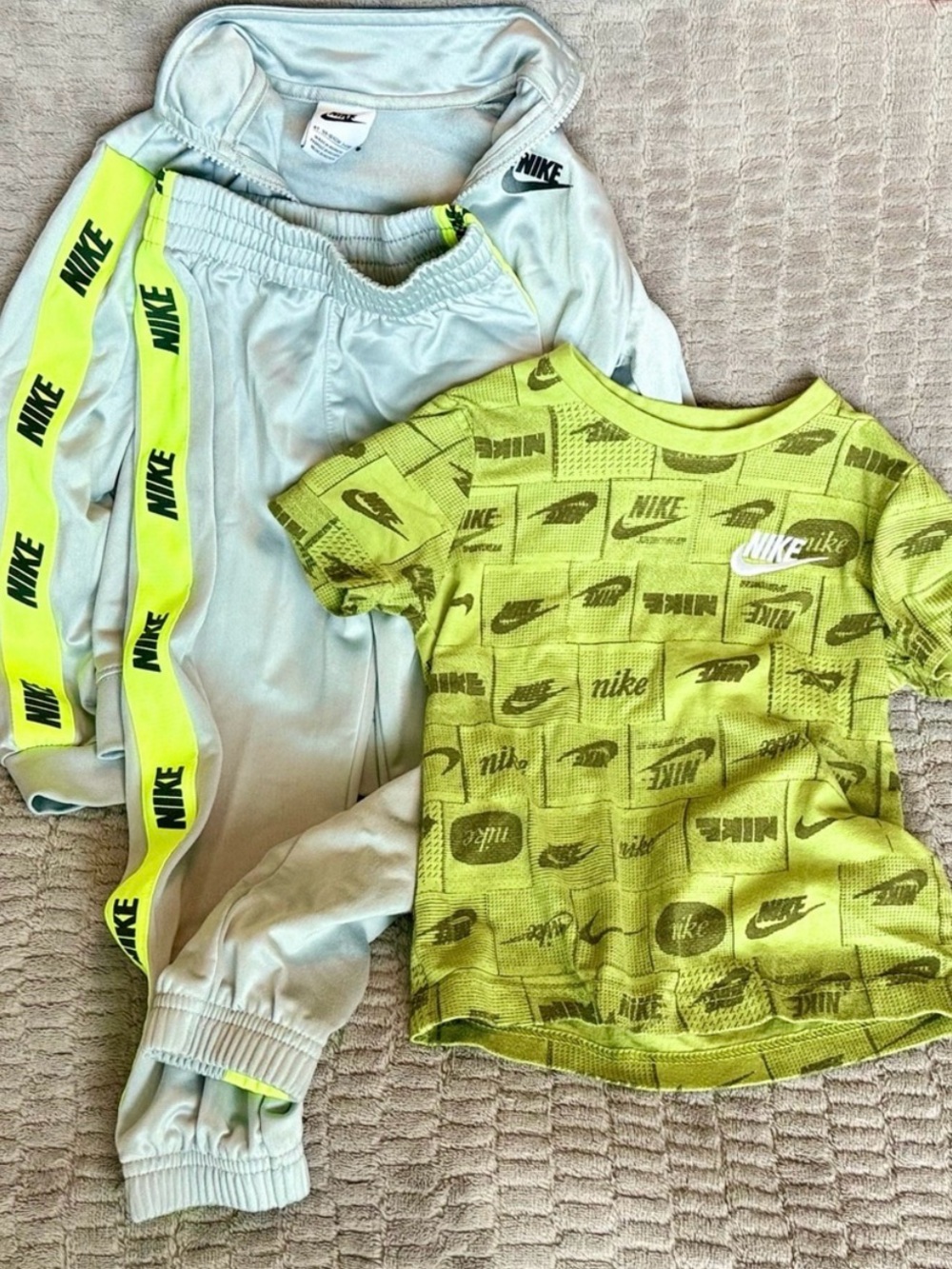 Nike Kids' gray and neon Green Logo tracksuit Set and logo tshirt
